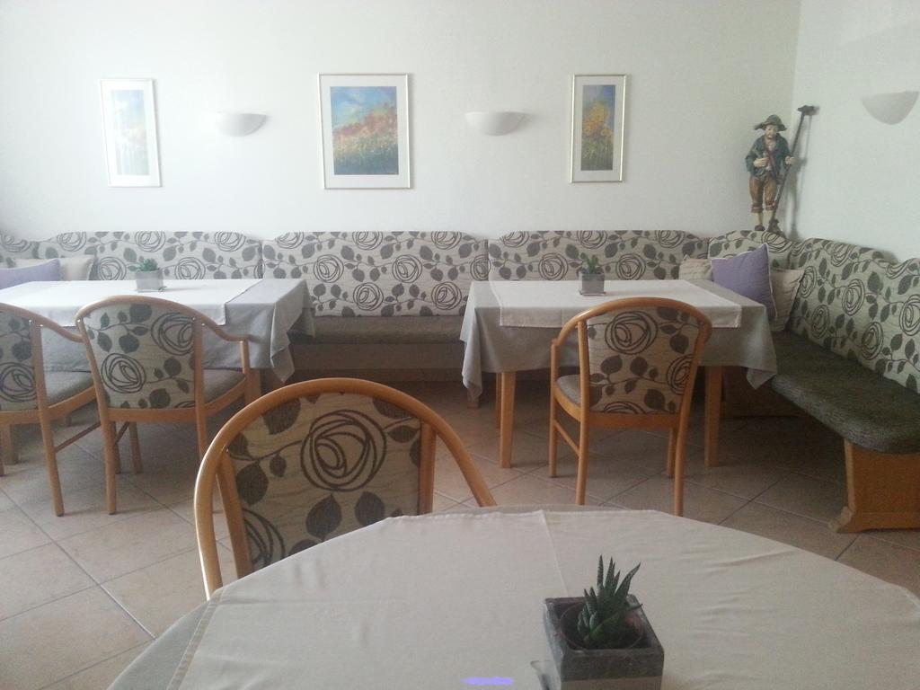 Pension Schmidt Podersdorf am See Dış mekan fotoğraf