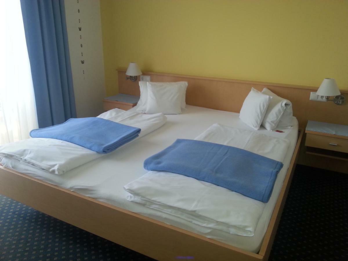 Pension Schmidt Podersdorf am See Dış mekan fotoğraf