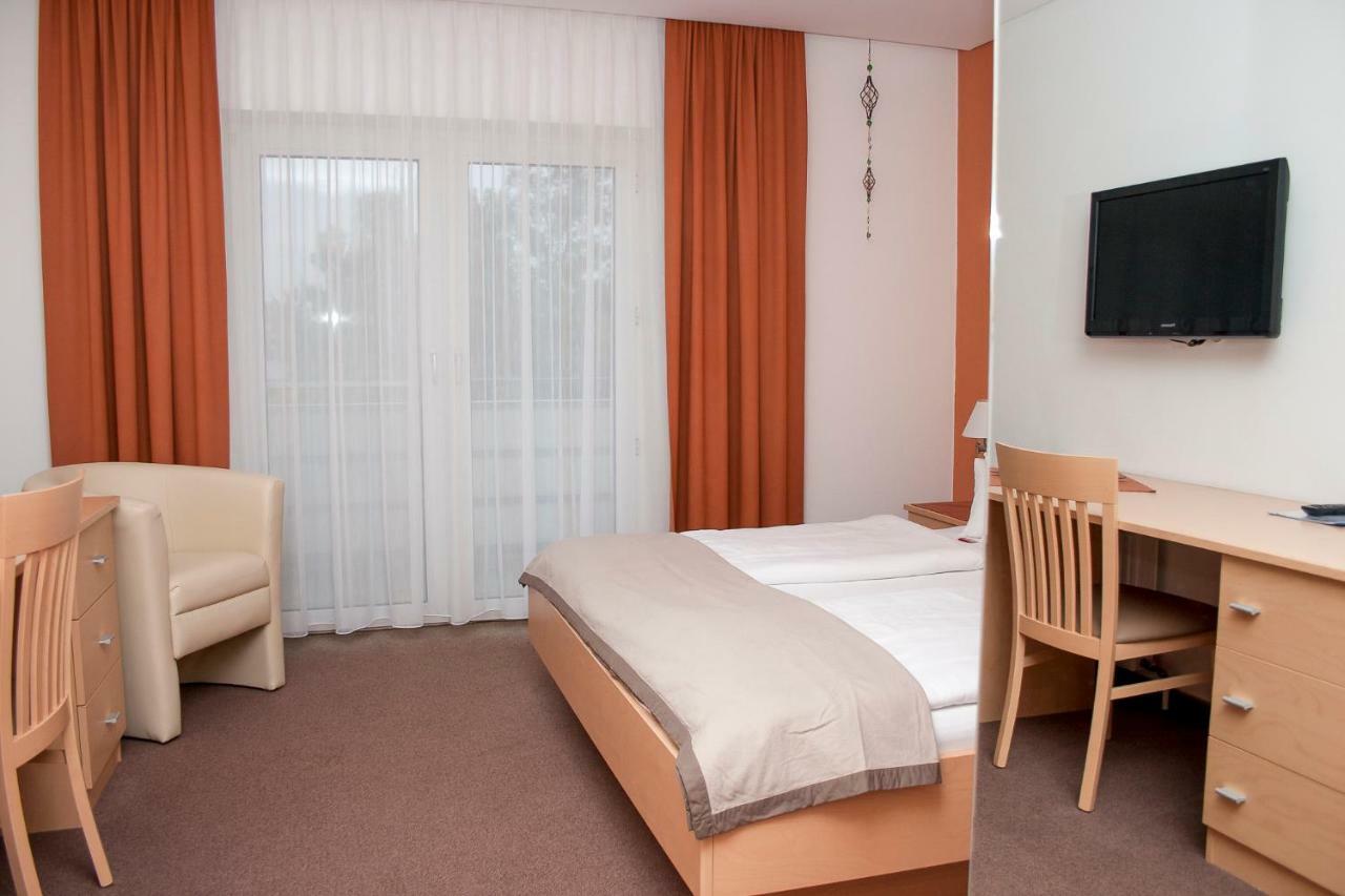 Pension Schmidt Podersdorf am See Dış mekan fotoğraf